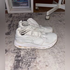 On Cloud Shoes - White